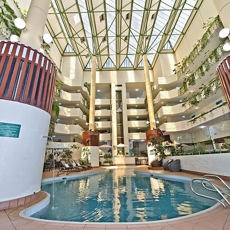 Atrium Hotel Mandurah Buitenkant foto