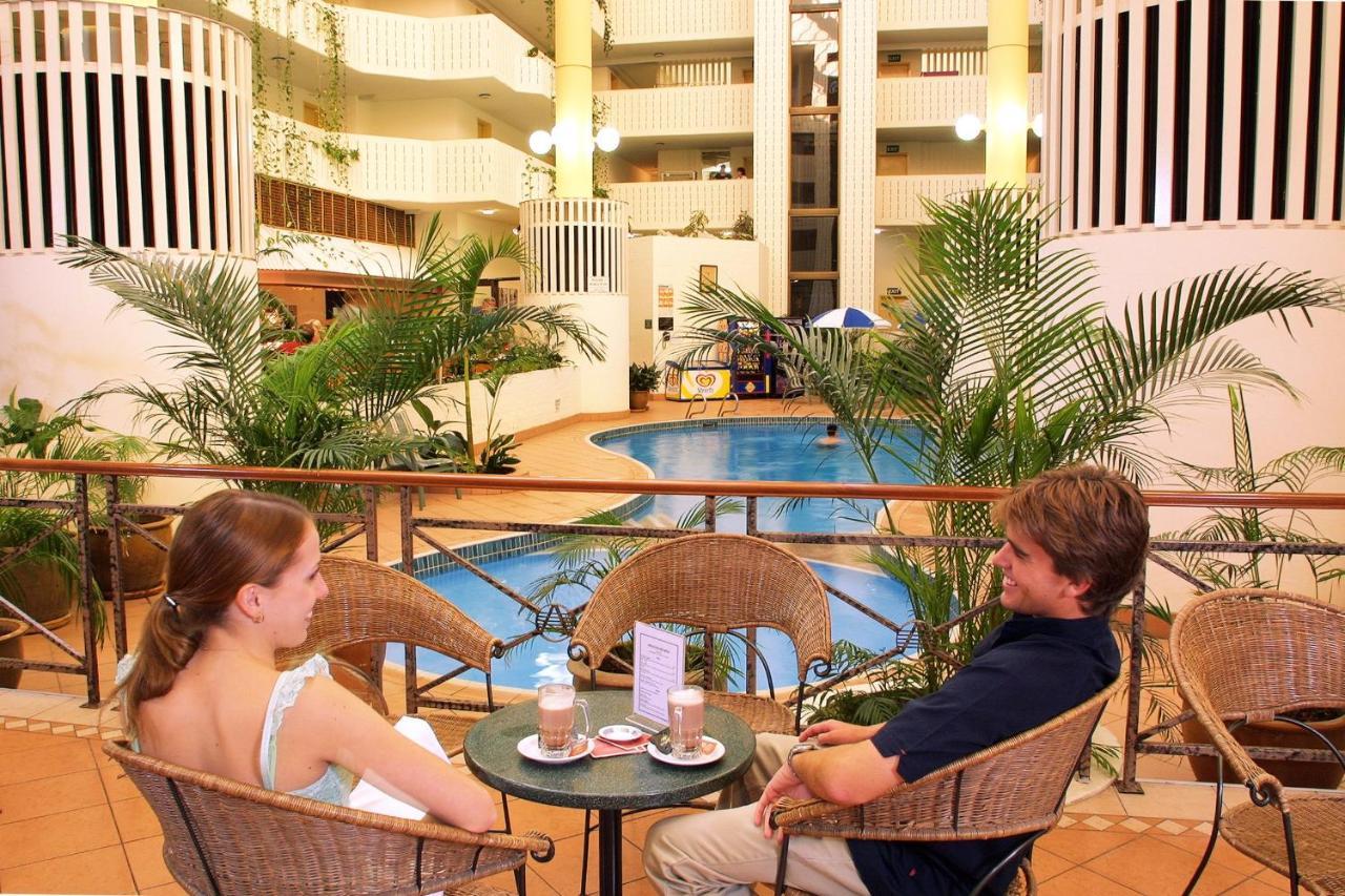 Atrium Hotel Mandurah Buitenkant foto